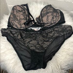 Victoria’s Secret Set